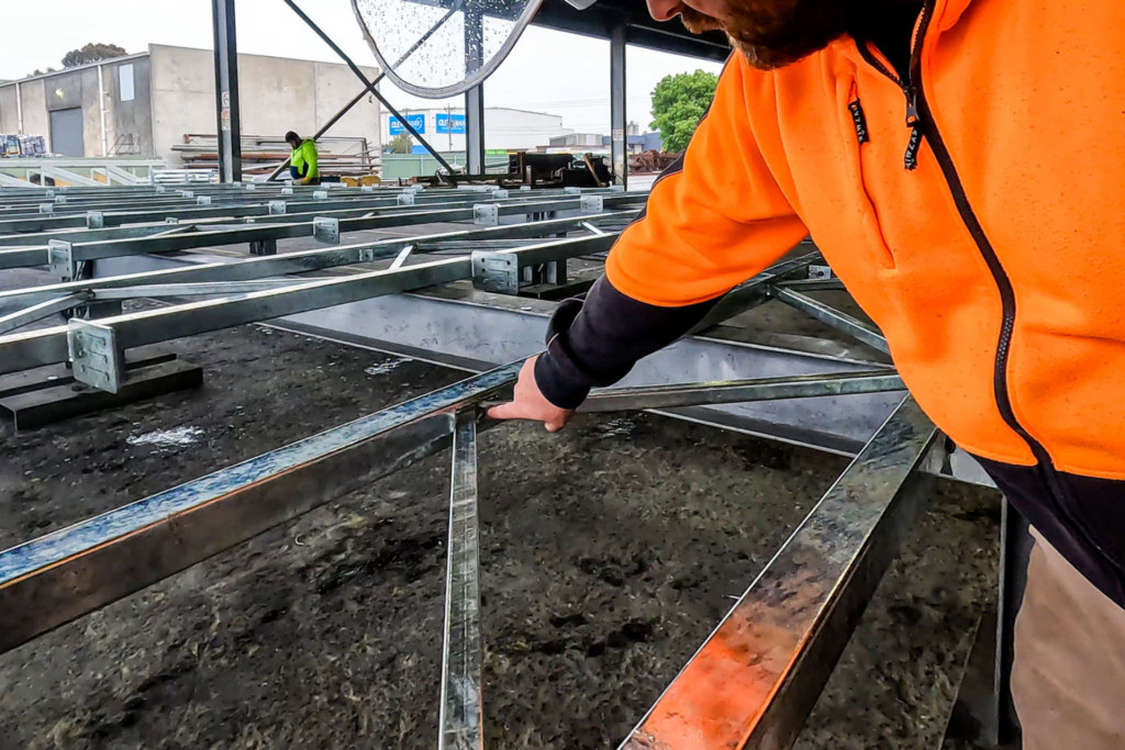 Difference between hot-dip galvanizing and pre-gal