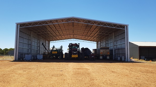 You are currently viewing A 30m x 21m drive-through machinery shed
