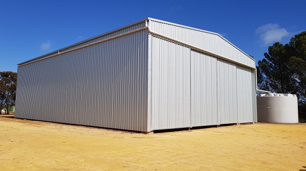 You are currently viewing A 21m x 15m machinery shed and workshop