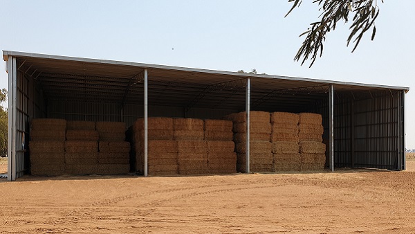 You are currently viewing A 32m x 18m four bay hay shed