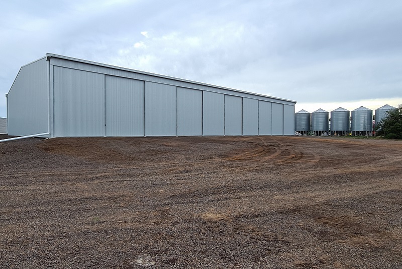 You are currently viewing 27m (W) x 45m (L) x 6.75m (H) fully enclosed machinery shed