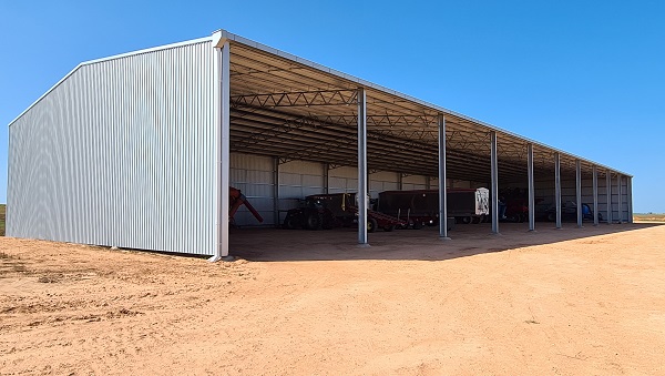 You are currently viewing An 80m x 24m machinery shed