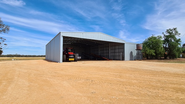 You are currently viewing A 30m x 21m machinery shed