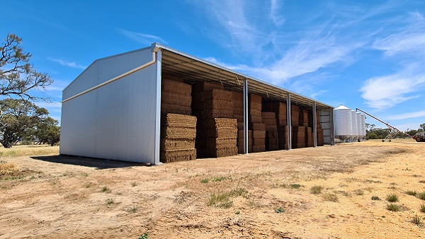 You are currently viewing A 36m x 21m hay shed