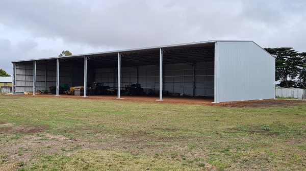 You are currently viewing A 51m x 24 hay shed