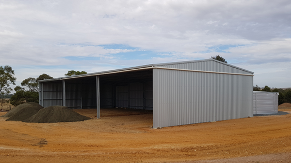 You are currently viewing A 24m x 12m open front machinery shed