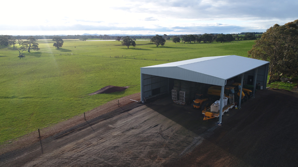 You are currently viewing A 24m x 15m two-sided machinery shed