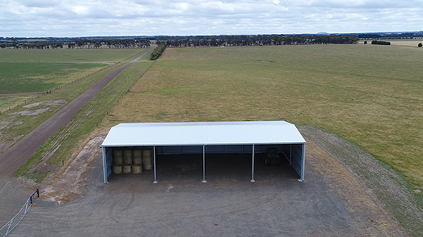 You are currently viewing A 30m x 15m open front hay shed