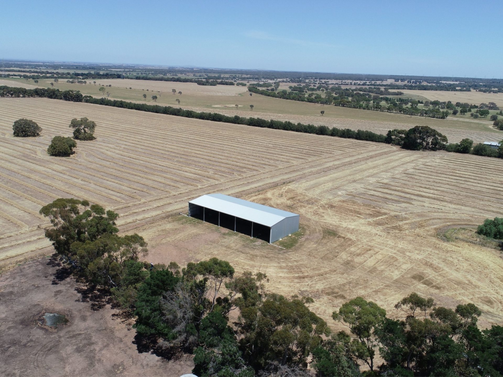 You are currently viewing 40m x 18m x 6m hay shed