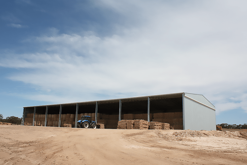 You are currently viewing 24m (W) x 64m (L) x 7.5m (H) open front hay shed