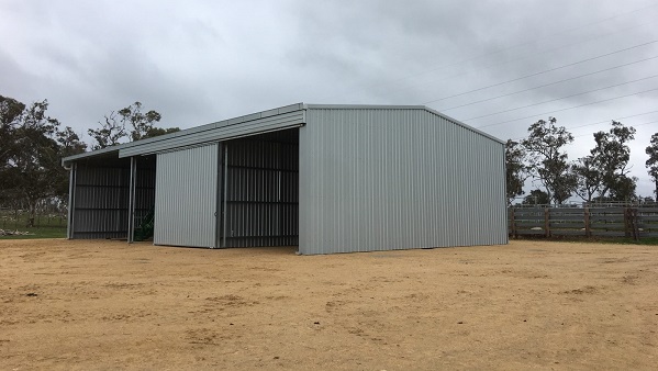 You are currently viewing A 21m x 12m machinery shed