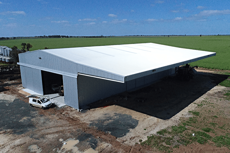 You are currently viewing 24m (W) x 45m (L) x 8.5m (H) workshop with 12m cantilevered canopy