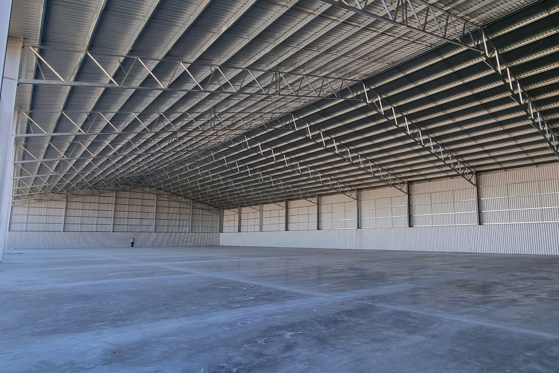 You are currently viewing An 81m x 40m x 9m grain shed