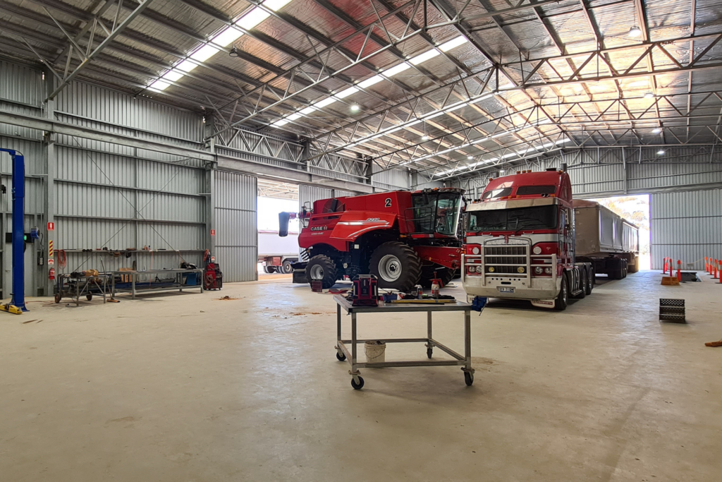 Girder Truss Door Opening in Farm Machinery Workshop Shed