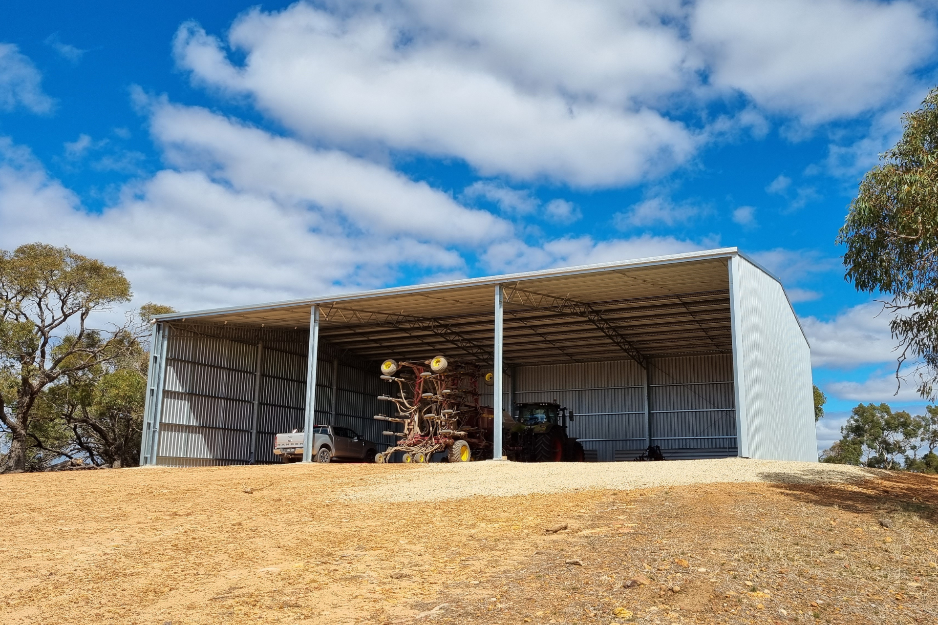 A 24m x 18m x 6m machinery shed at Great Western VIC
