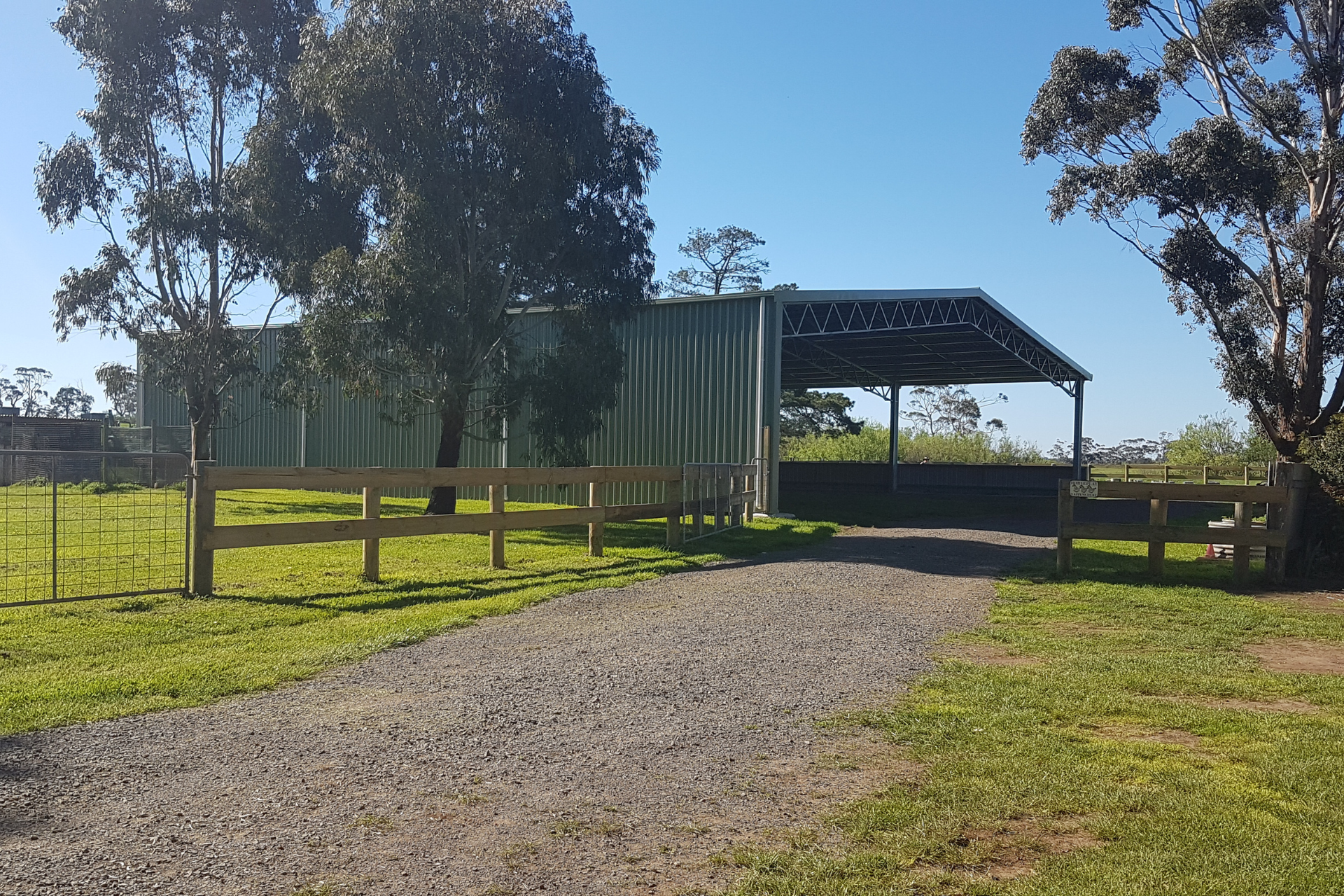 A 21m x 24m x 4.5m horse arena cover at Millbrook VIC