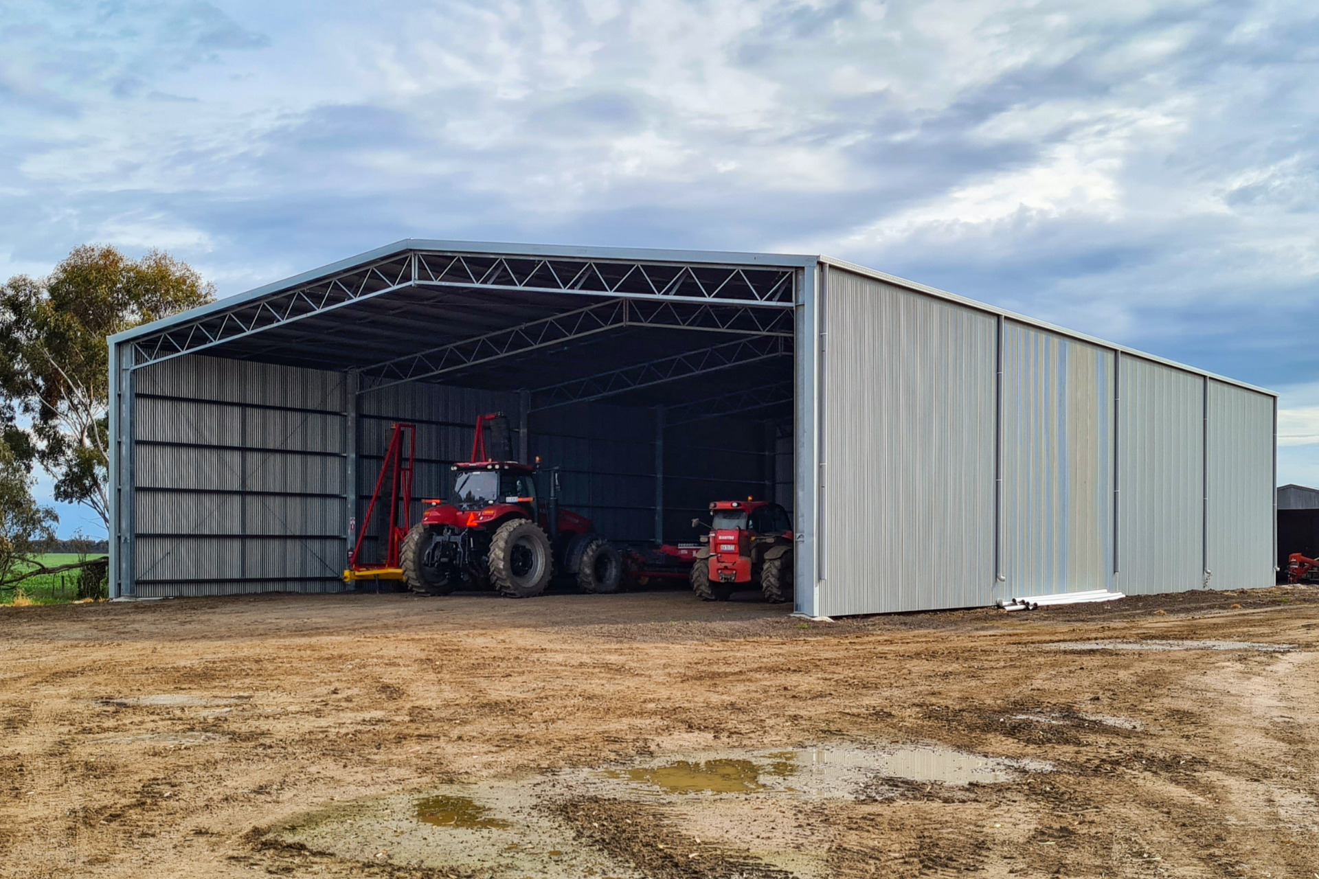 You are currently viewing 32m x 21m x 6m machinery shed