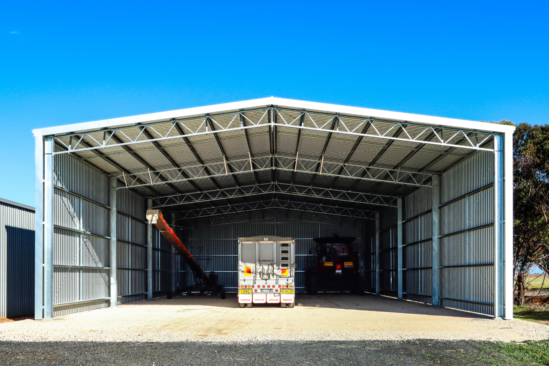 You are currently viewing 32m x 15m x 6m machinery shed