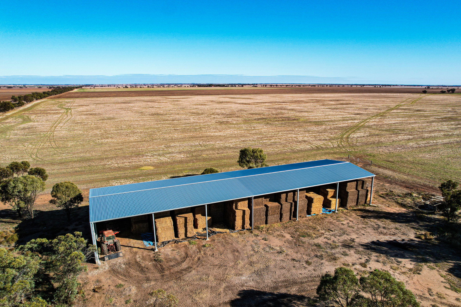 A 51m x 15m x 6m hay shed at Willenbrina VIC