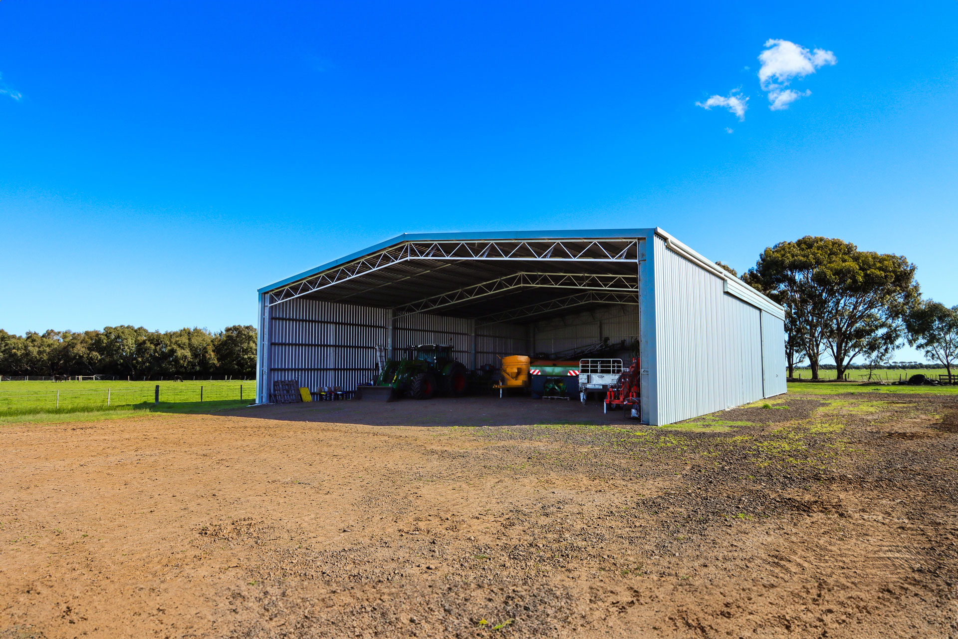 You are currently viewing 24m x 18m x 5m machinery shed