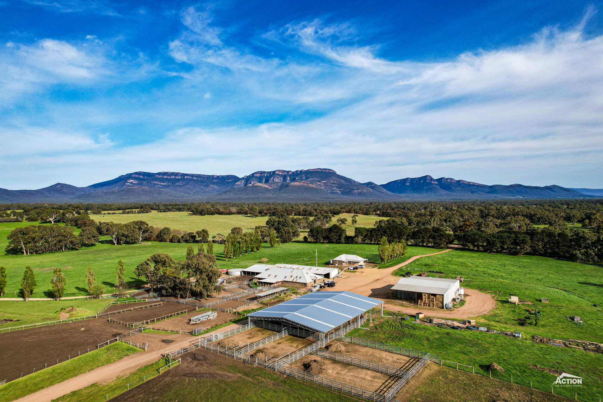 You are currently viewing 32.5m x 24m x 3.5m sheep yard cover