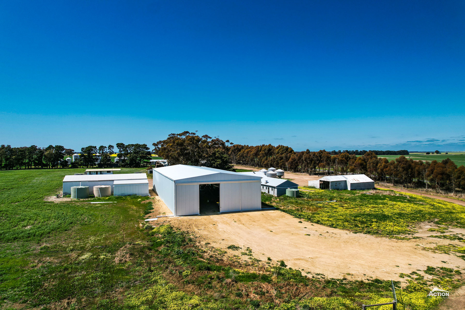 You are currently viewing 45m x 18m x 6.75m machinery shed