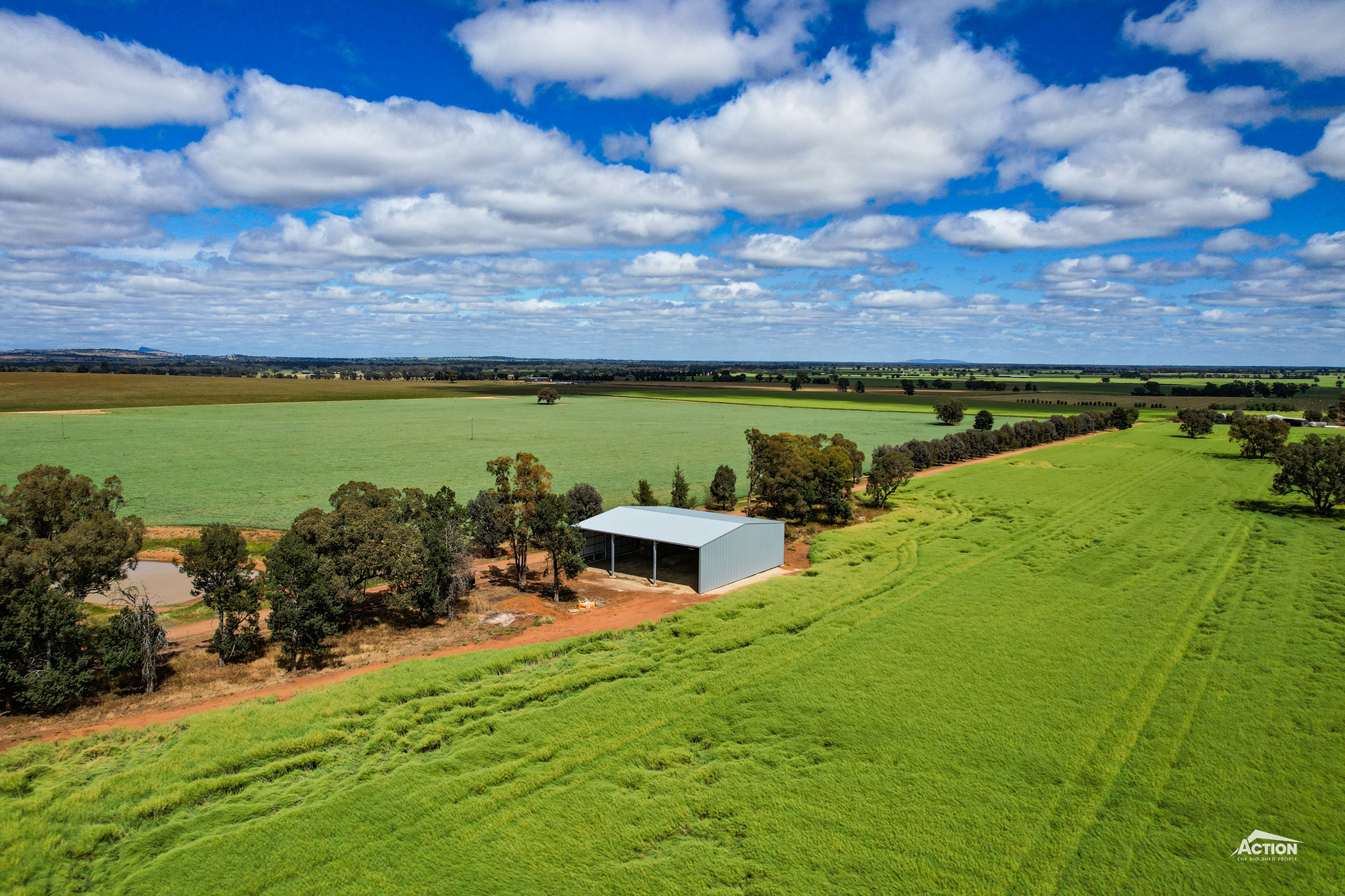 Read more about the article 24m x 24m x 6.75m hay shed