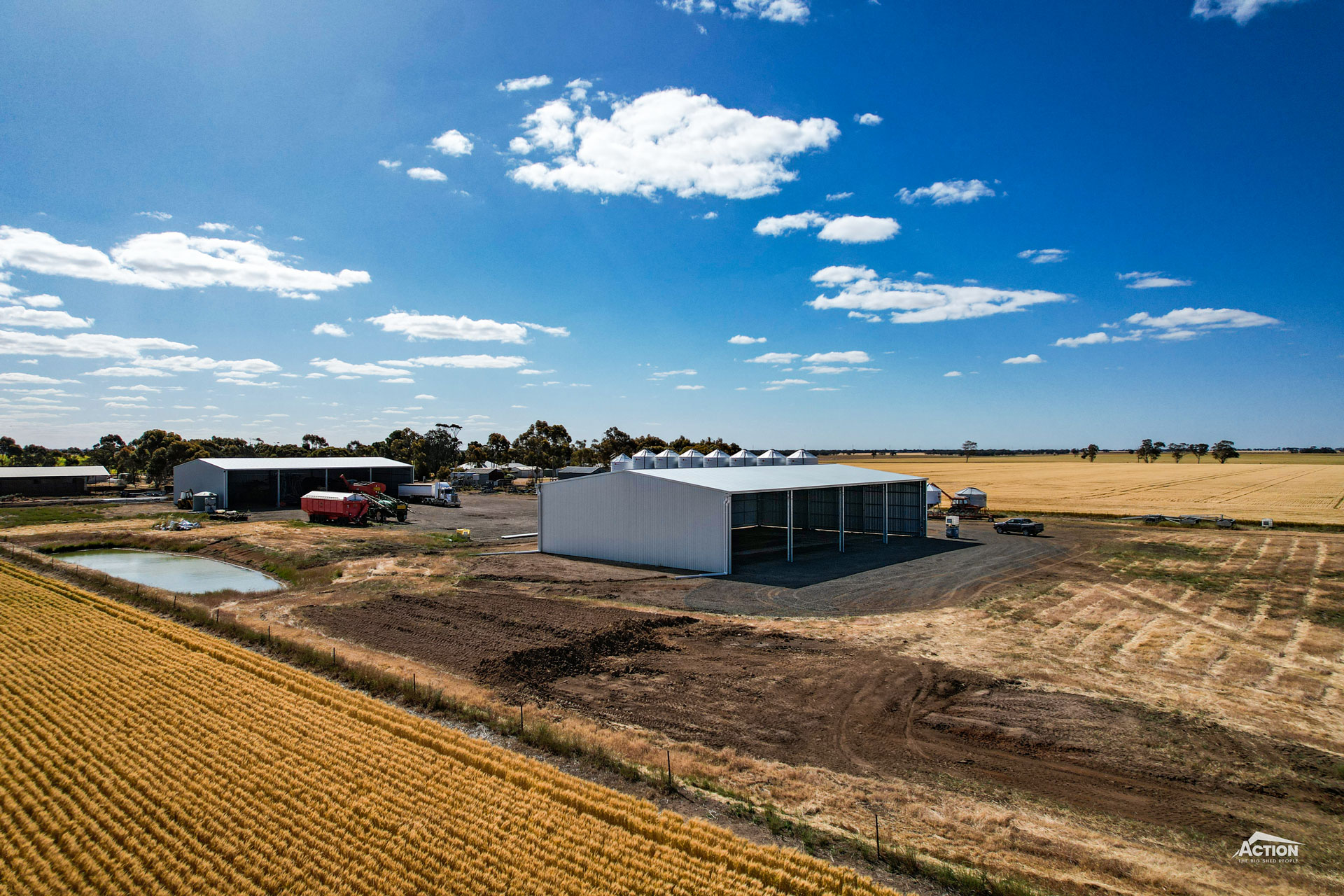 You are currently viewing 34m x 21m x 6m hay shed