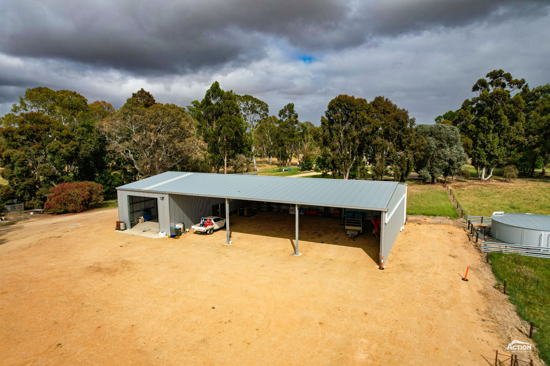 You are currently viewing 32m x 18m x 5m machinery shed