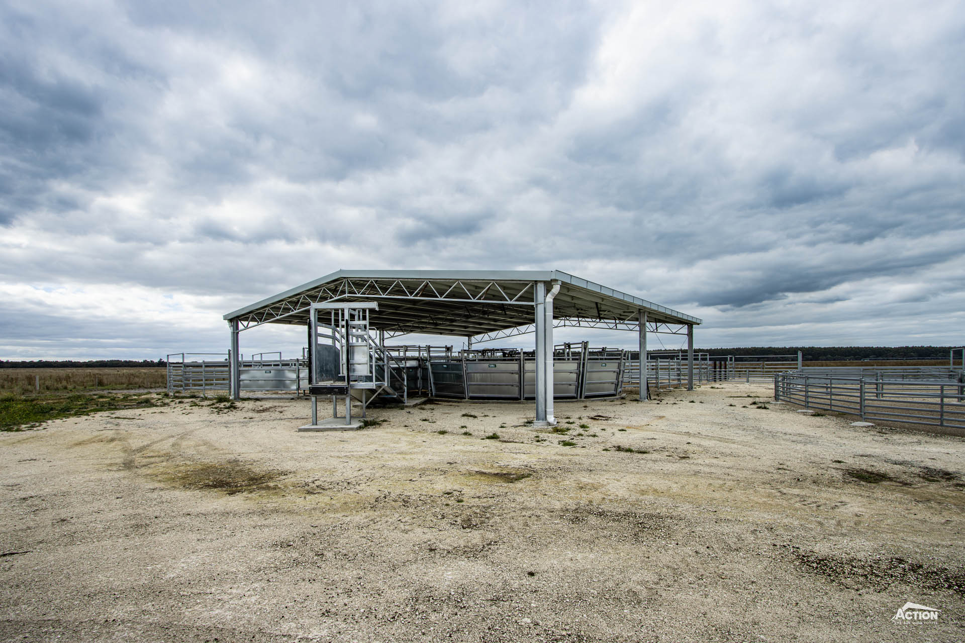 Read more about the article 17m x 15m x 3.5m cattle yard cover