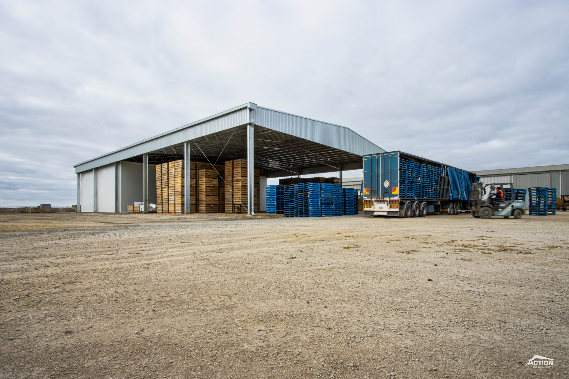 Read more about the article 45m x 30m x 8.25m produce storage